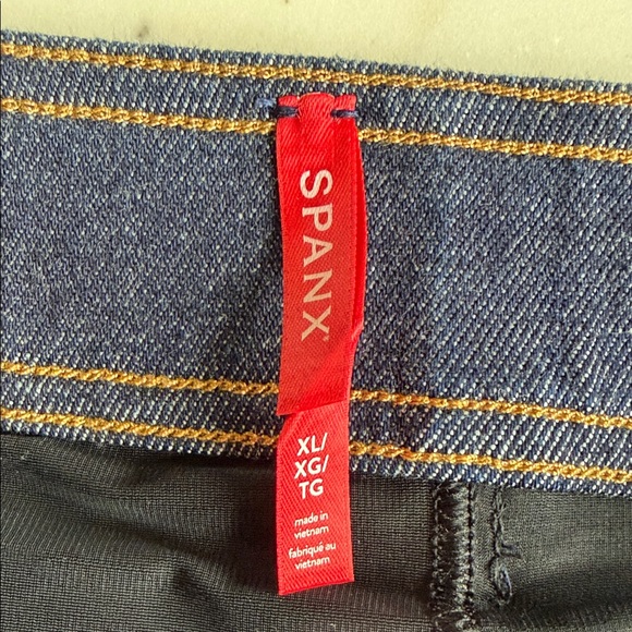 SPANX Raw Indigo Denim Mini Skirt - Picture 5 of 9